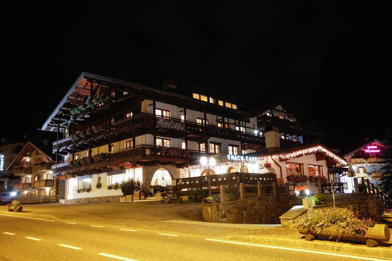 Hotel Alpi Campitello di Fassa Kültér fotó